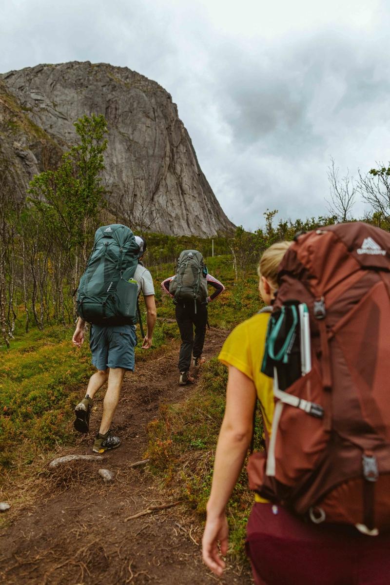 mochila de senderismo para todos los géneros